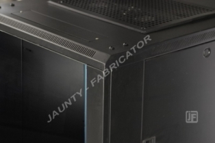 J2_Series-08-ZoomInIMG14207_039s