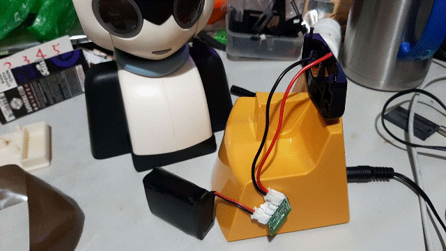 週刊「洛比」Robi 42 本期內容(電池：充電).gif