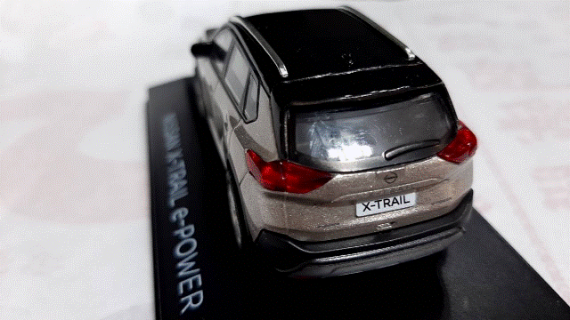 NISSAN_X-TRAIL e-POWER合金迴力車_6_後視圖.gif