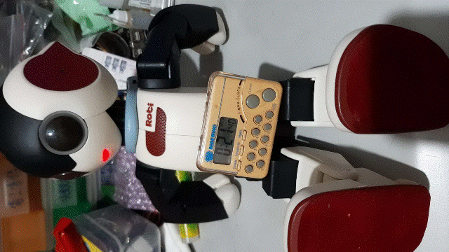 Robi2022.11.26_7_電池改用鋰聚合物電池Li-Polymer_3.7V_760mAh兩顆(充電完成_僅能待命20分鐘_不夠優！).JPEG