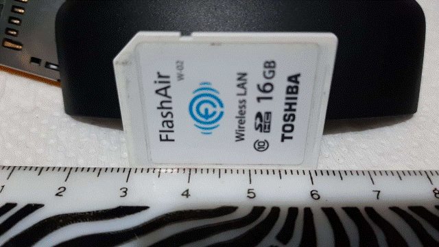 Robi2022.12.25_09_準備＼＼Robi   比零件及   造＼Toshiba Flashair WiFi＼.gif